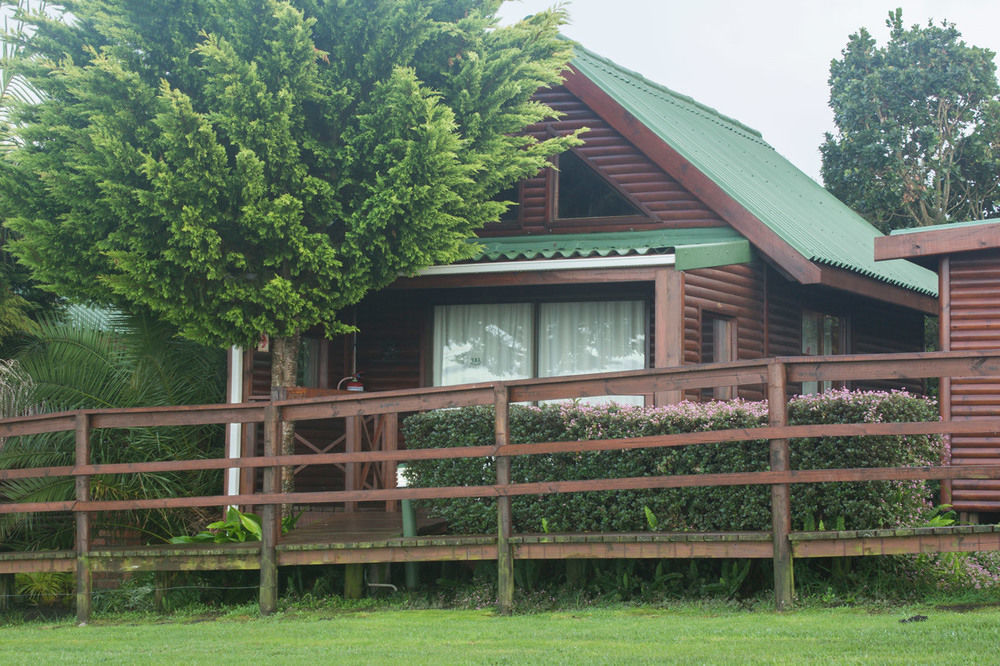 Beyond Urban Cottages Stormsrivier Luaran gambar